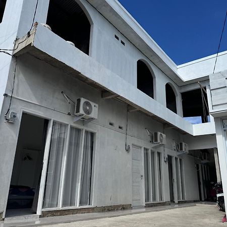 Mila Homestay Padang  Exterior photo